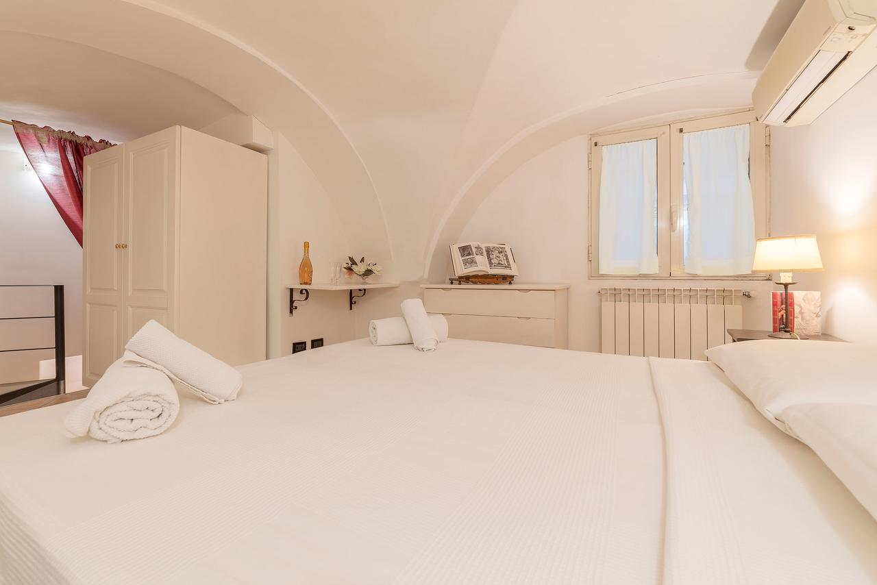 Sweet Little Suite Near Pantheon Rome Luaran gambar